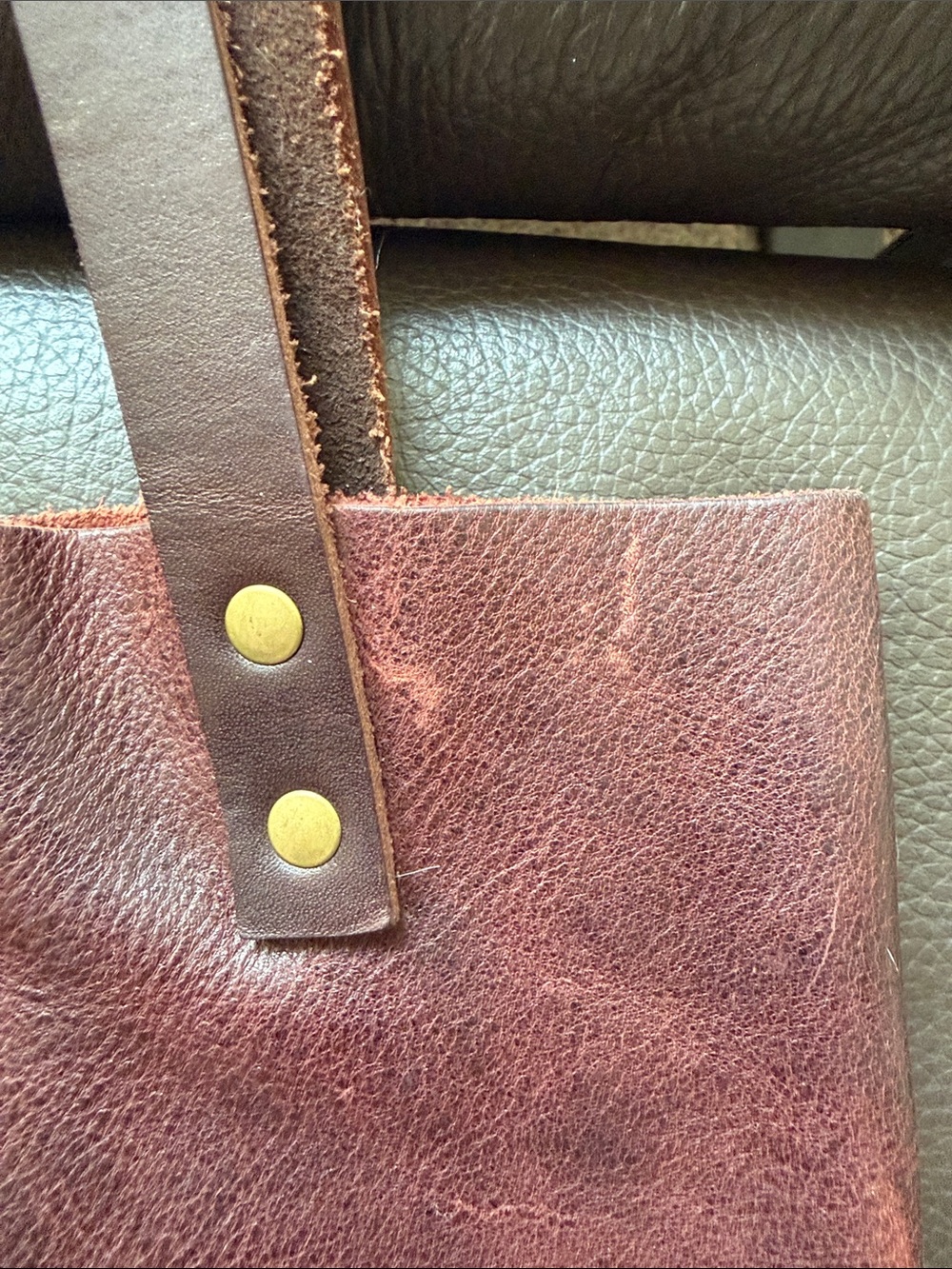Portland Leather Oxblood Classic Small Tote 🦄 - Picture 4 of 8